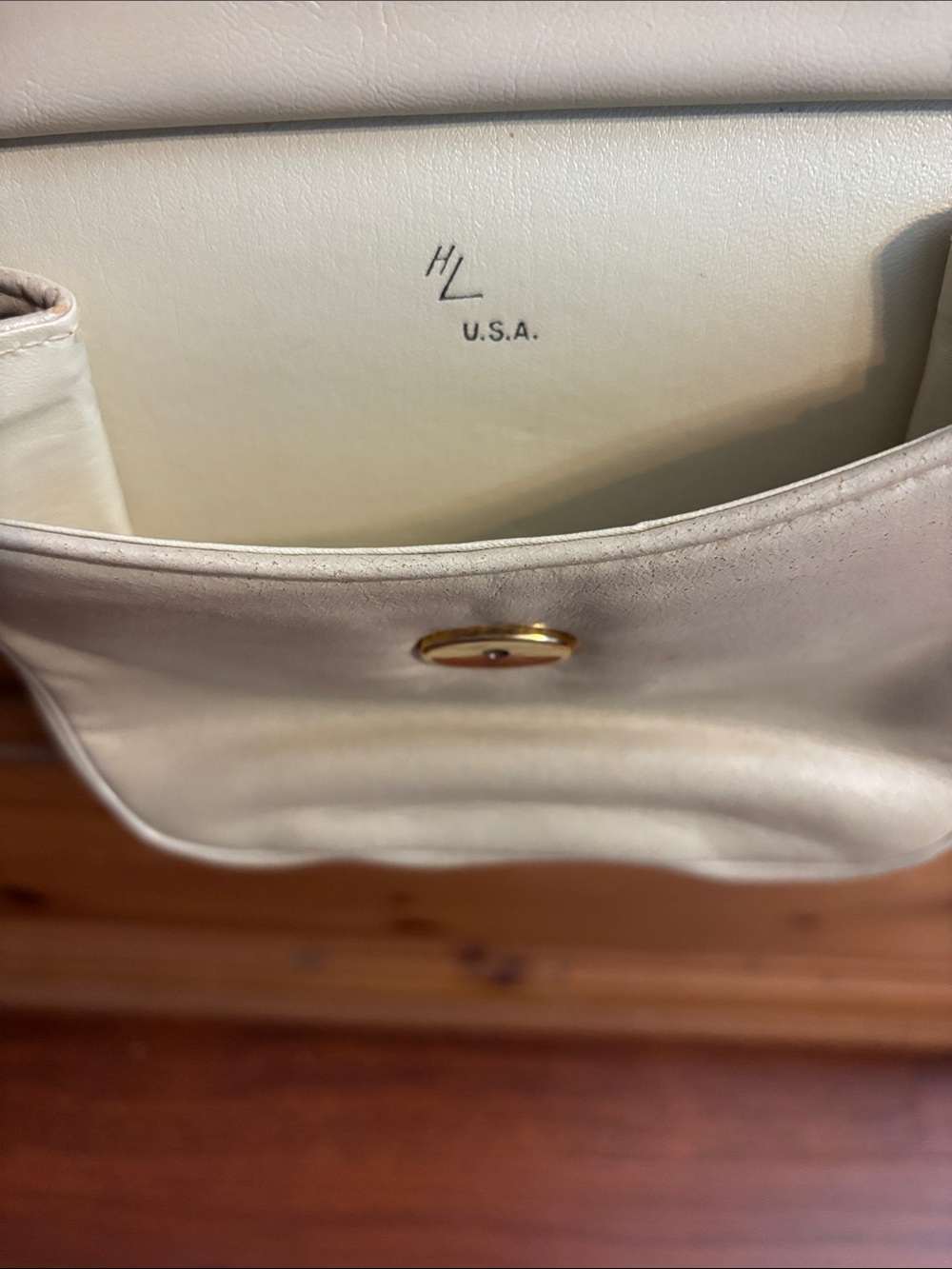 HL USA Tan Shoulder Bag with 2 compartments